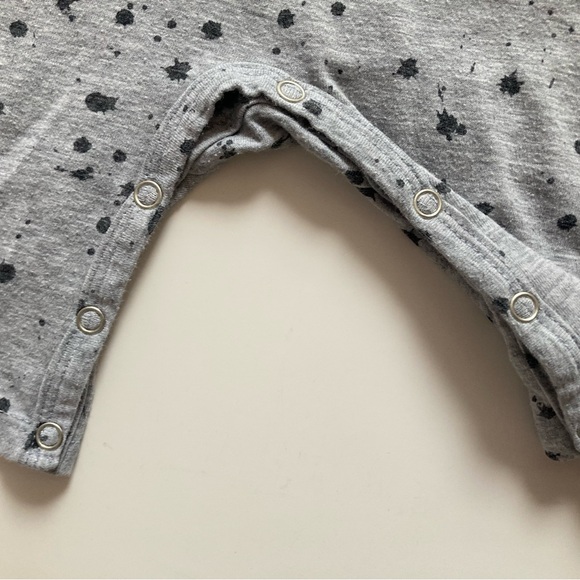 7 For All Mankind baby romper, 0-3 months - Picture 5 of 10
